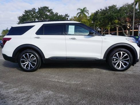 Used 2023 Ford Explorer ST-Line w/ Class IV Trailer Tow Package image 24