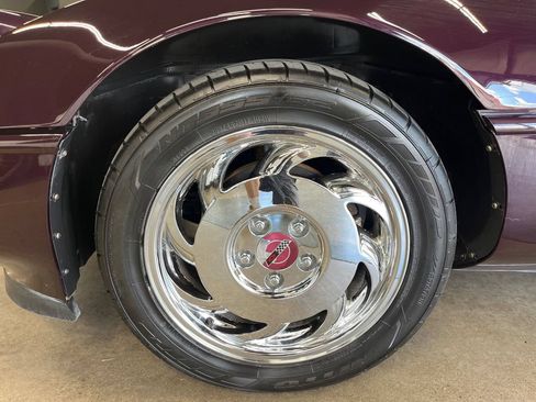 Used 1993 Chevrolet Corvette Coupe RWD image 38