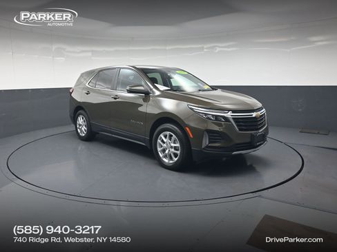 Used 2023 Chevrolet Equinox LT AWD/4WD image 1