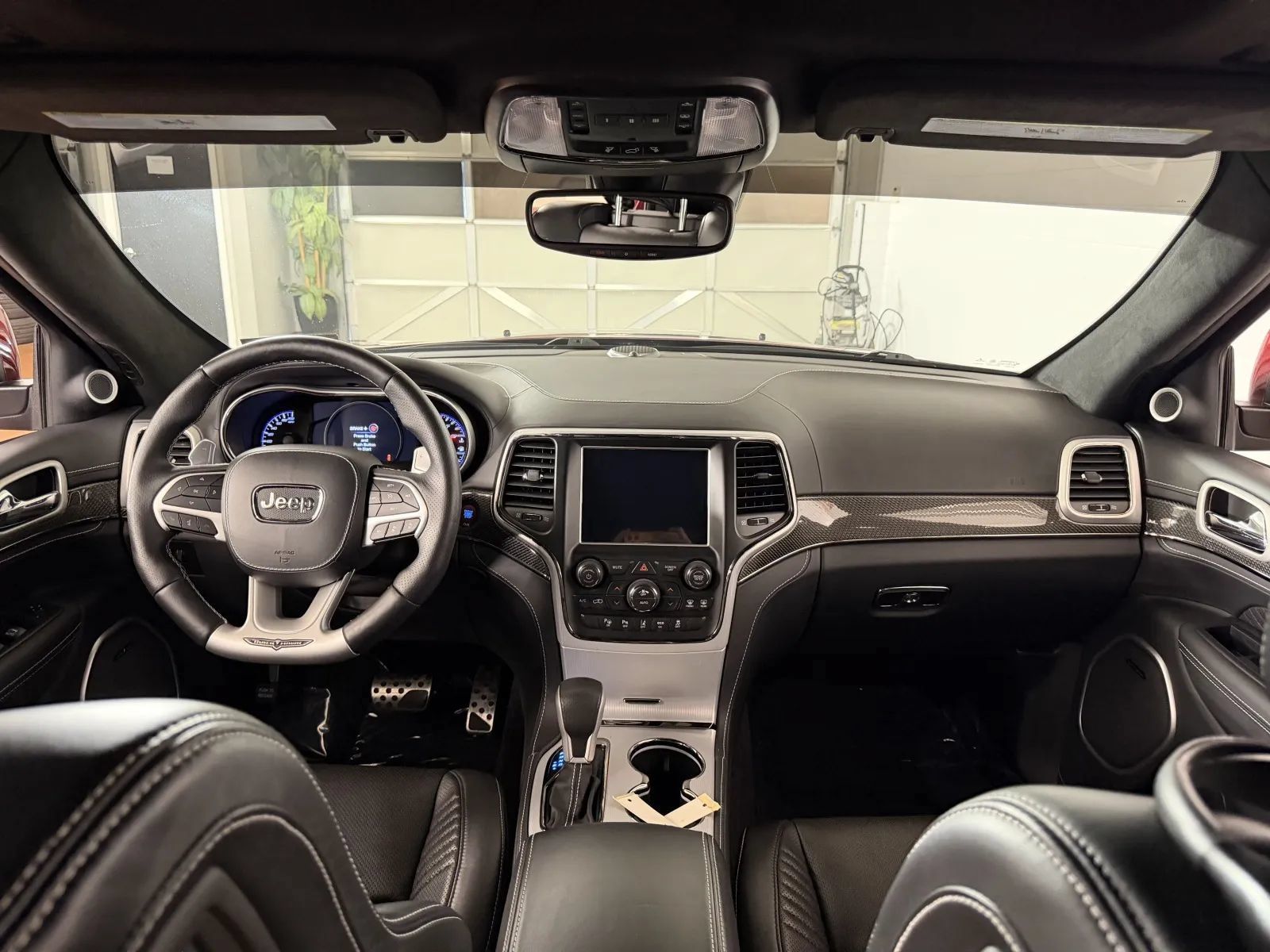 Used 2018 Jeep Grand Cherokee Trackhawk AWD/4WD image 33