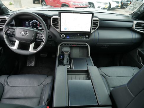 Used 2026 Toyota Tundra Platinum AWD/4WD image 10