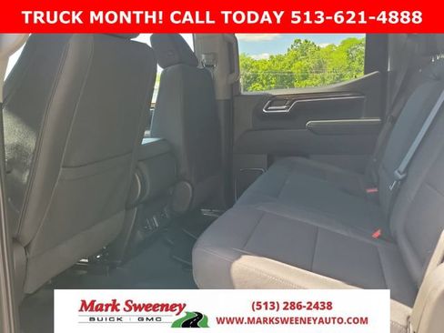 Used 2025 GMC Sierra 1500 Elevation AWD/4WD image 9