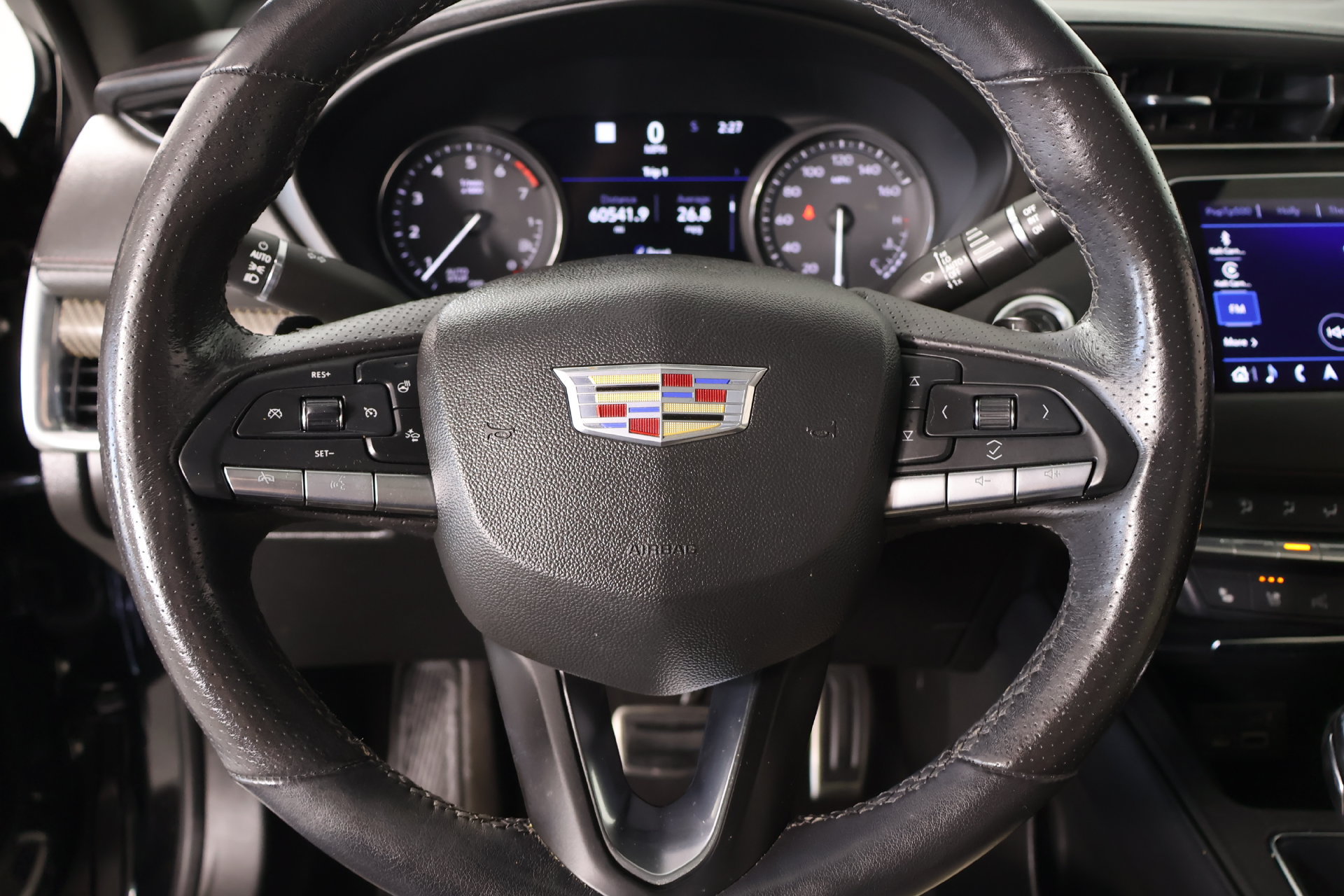 Used 2023 Cadillac XT4 Sport FWD image 3