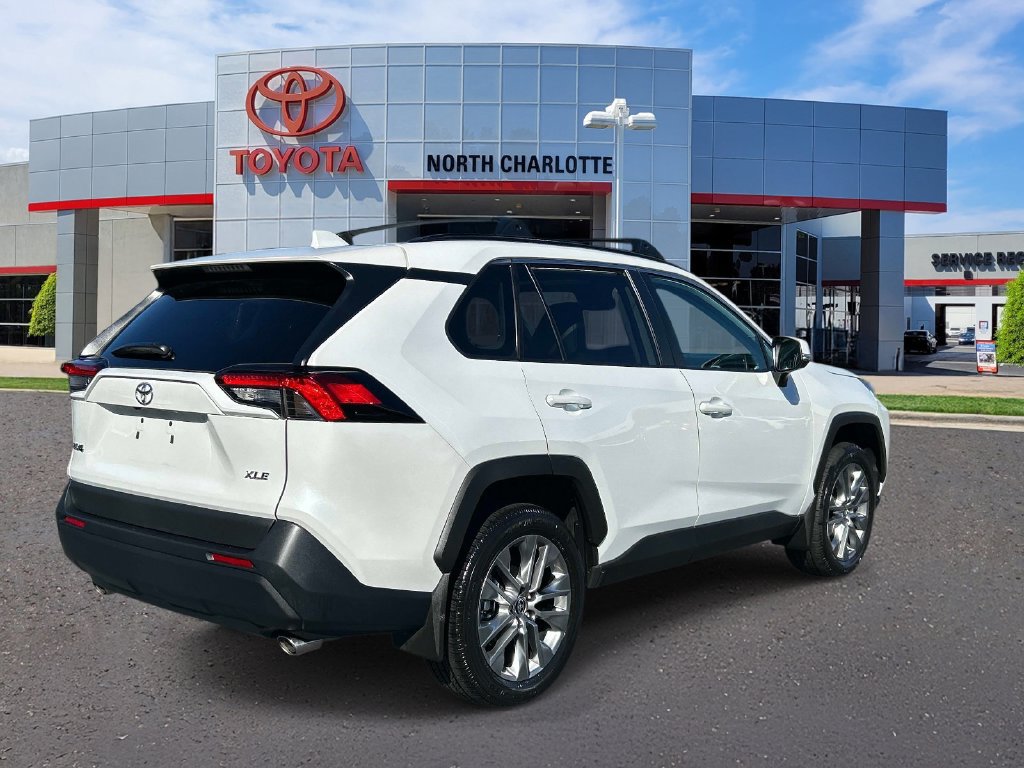 Used 2025 Toyota RAV4 XLE Premium w/ Weather Package FWD image 8