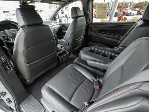 Used 2023 Honda Odyssey Sport image 30