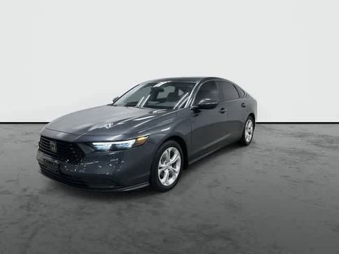 Used 2025 Honda Accord LX image 7