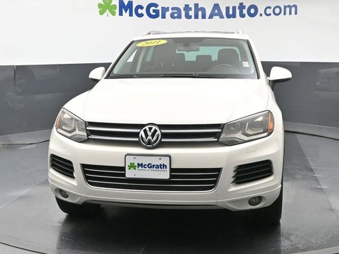 Used 2011 Volkswagen Touareg VR6 AWD/4WD image 6