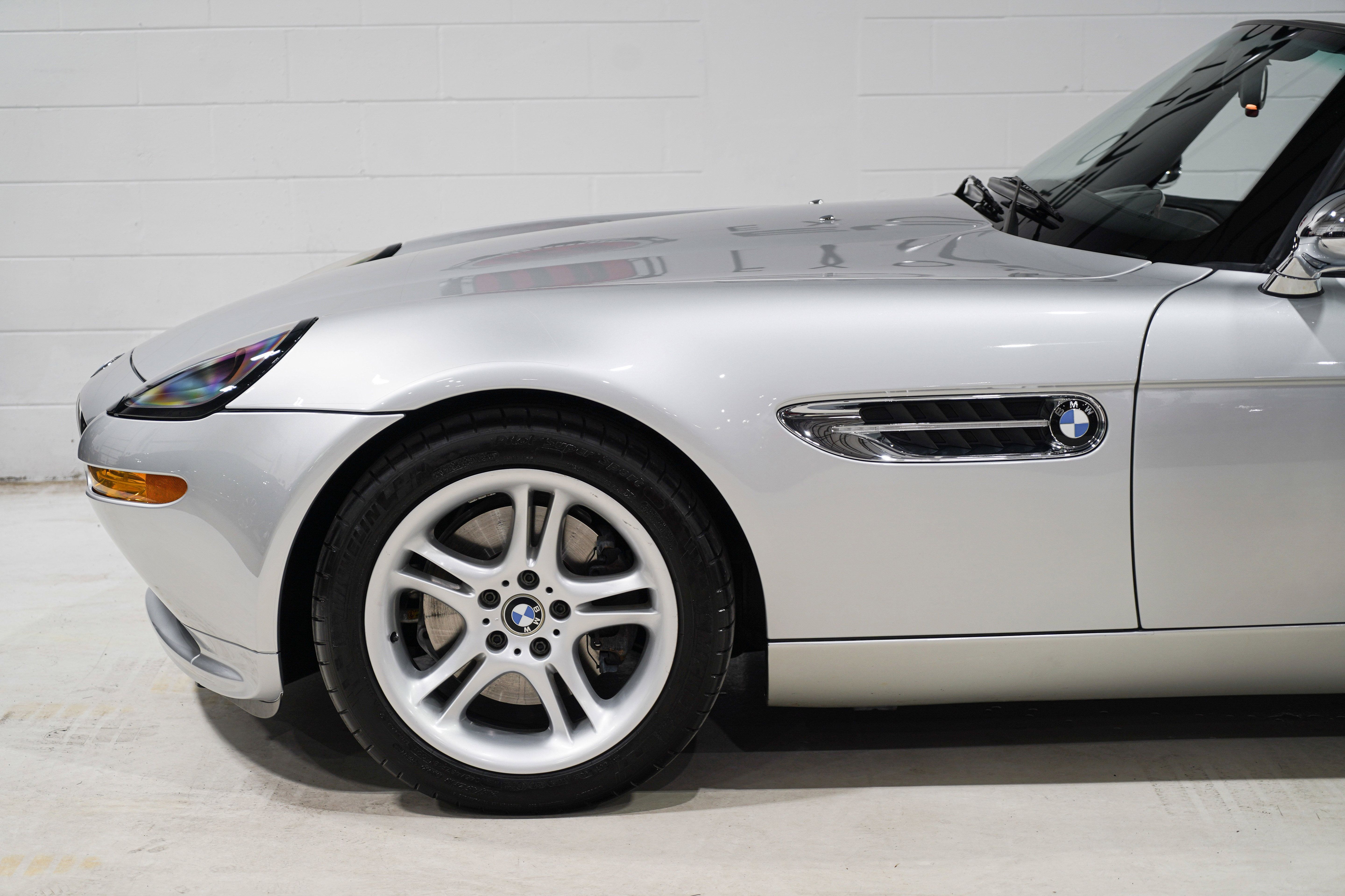 Used 2000 BMW Z8 RWD image 32