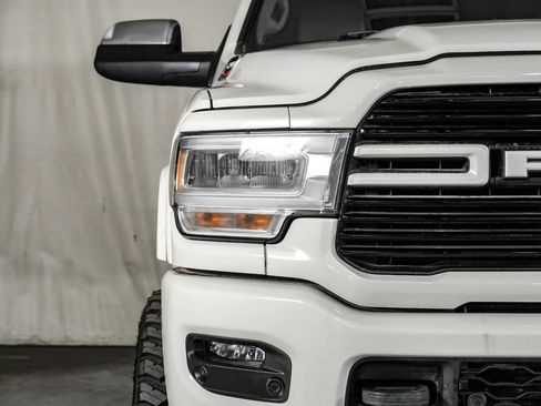Used 2022 RAM 2500 Laramie AWD/4WD image 40