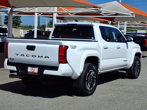 Certified 2024 Toyota Tacoma TRD Sport AWD/4WD image 6