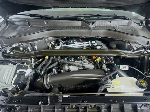 Used 2025 Ford Explorer Platinum w/ LUX Leather Package image 37