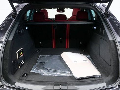 New 2026 Maserati Grecale Trofeo image 31