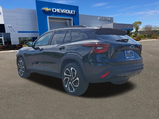 Used 2025 Chevrolet Trax RS w/ Driver Confidence Package FWD image 25