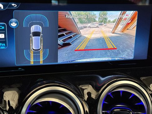 New 2025 Mercedes-Benz GLA 250 image 25