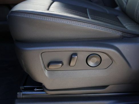 Certified 2025 Chevrolet Silverado 1500 High Country w/ Technology Package image 50