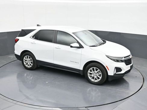 Used 2024 Chevrolet Equinox LT image 64