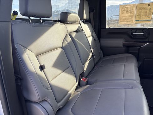 Used 2021 GMC Sierra 3500 SLT w/ Gooseneck/5TH Wheel Package image 23