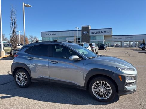 Used 2021 Hyundai Kona SEL image 1