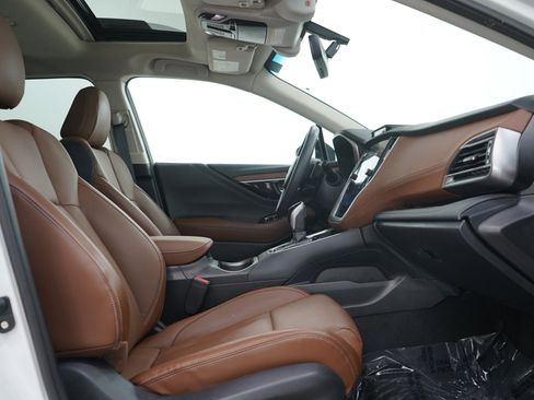 Used 2022 Subaru Outback Touring image 11