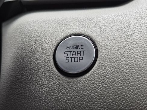 Certified 2023 Kia Sorento S image 23