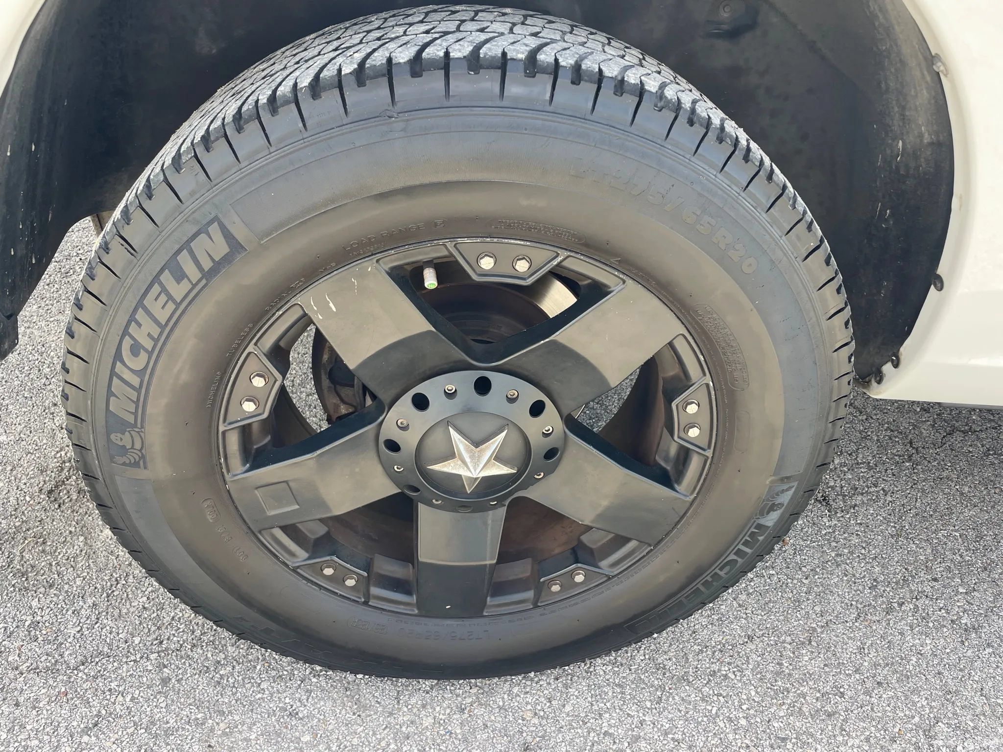 Used 2015 RAM 1500 Tradesman w/ Popular Equipment Group AWD/4WD image 9