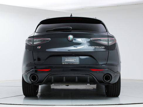 New 2025 Alfa Romeo Stelvio Sprint w/ Veloce Package image 4