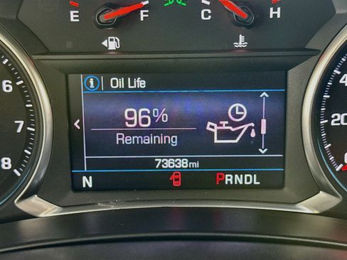 Used 2021 Chevrolet Equinox LT AWD/4WD image 16