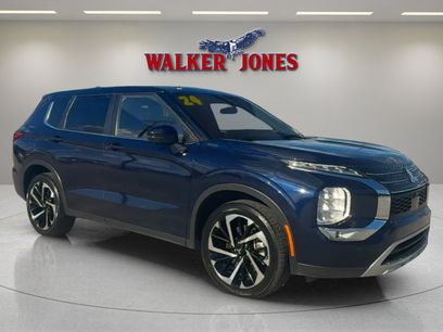 Used 2024 Mitsubishi Outlander SE Black Edition