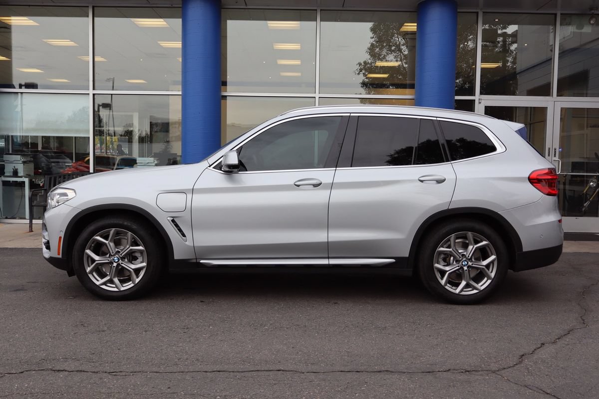 Used 2021 BMW X3 xDrive30e w/ Premium Package AWD/4WD image 2