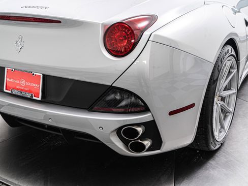 Used 2013 Ferrari California image 41