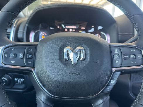 New 2026 RAM 2500 Laramie AWD/4WD image 22