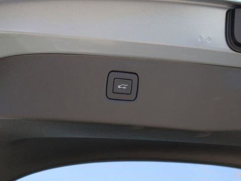 New 2026 Buick Envista Sport Touring FWD image 9