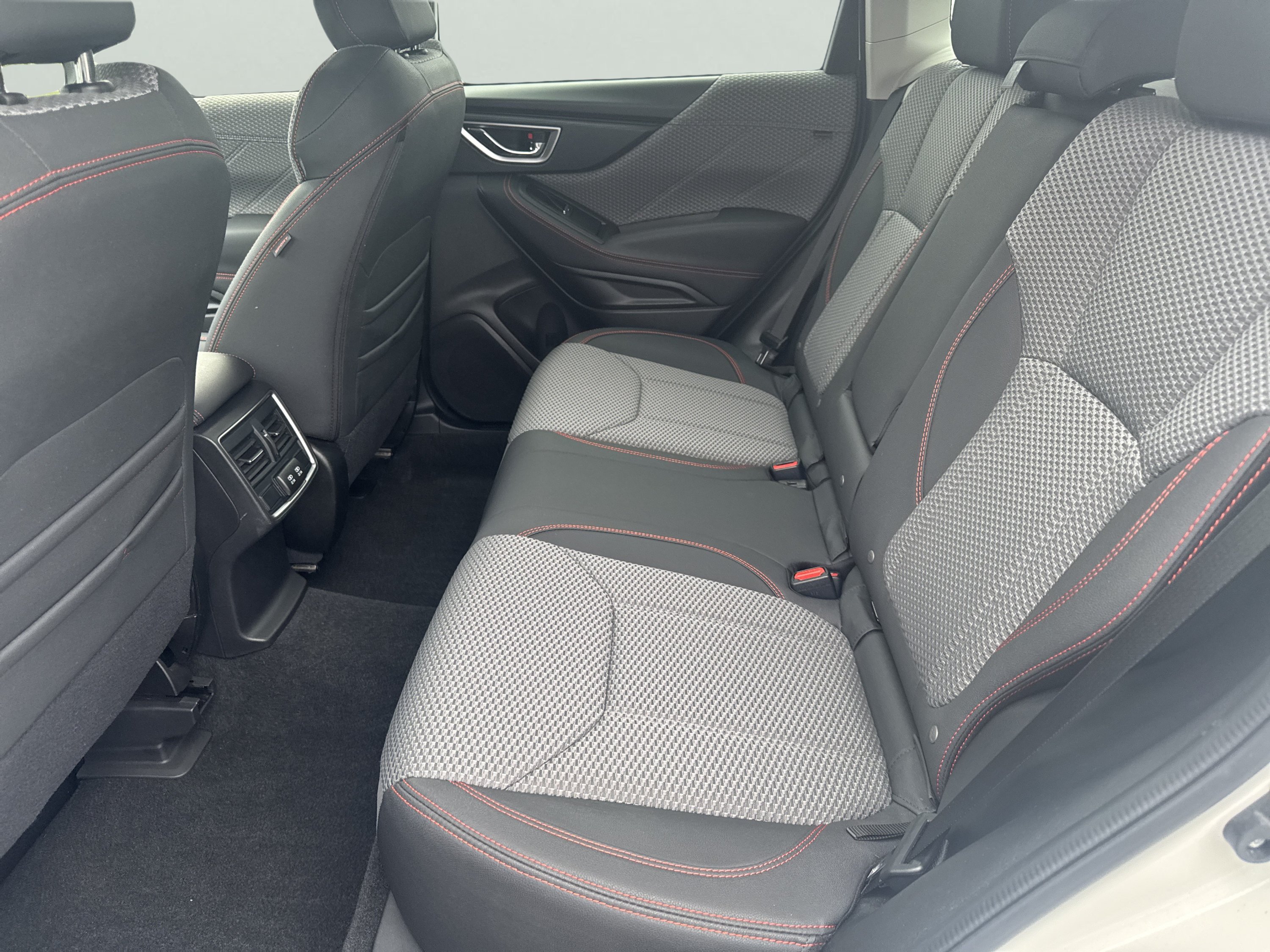 Used 2020 Subaru Forester Sport AWD/4WD image 19