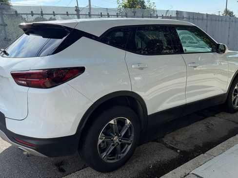 Used 2025 Chevrolet Blazer LT FWD image 5