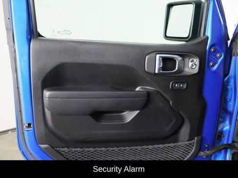 Used 2023 Jeep Gladiator Sport image 20