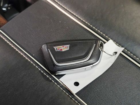 Used 2021 Cadillac Escalade Sport Platinum image 33