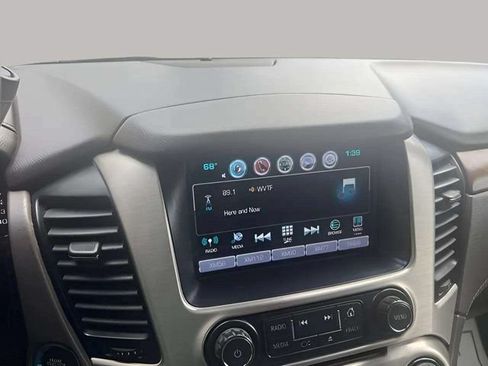 Used 2019 GMC Yukon XL Denali w/ Denali Ultimate Package AWD/4WD image 18