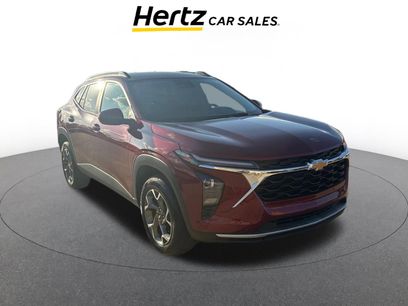 Used 2025 Chevrolet Trax LT