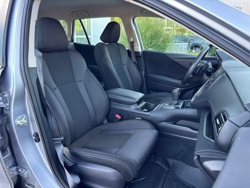 Used 2024 Subaru Outback AWD/4WD image 8