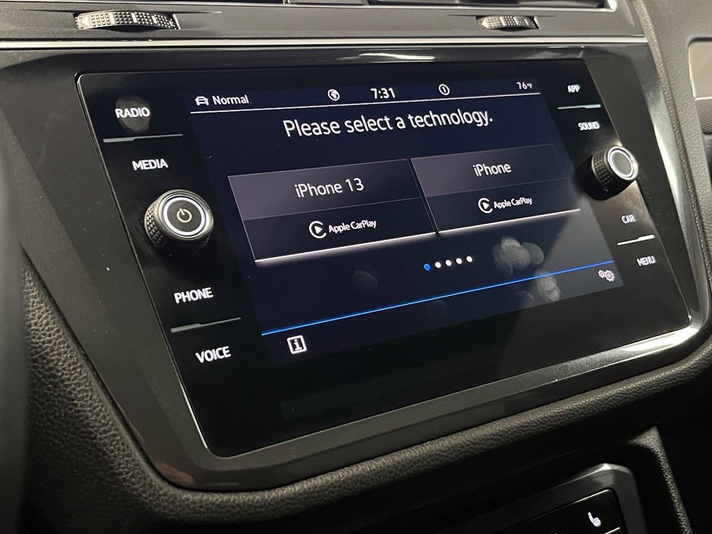 Used 2023 Volkswagen Tiguan SE R-Line AWD/4WD image 24