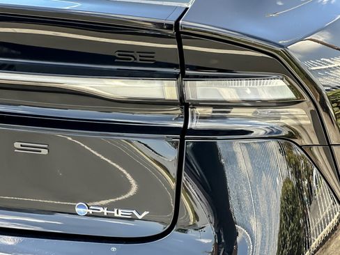 New 2026 Toyota Prius Plug-In Hybrid image 26