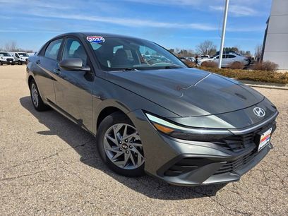Used 2024 Hyundai Elantra SEL