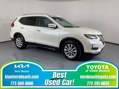 Used 2017 Nissan Rogue SV