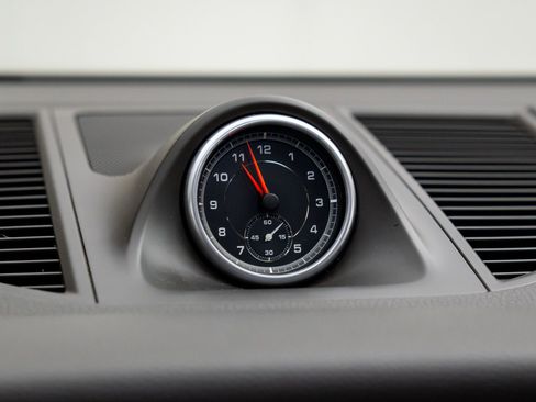 Used 2017 Porsche Macan S image 29