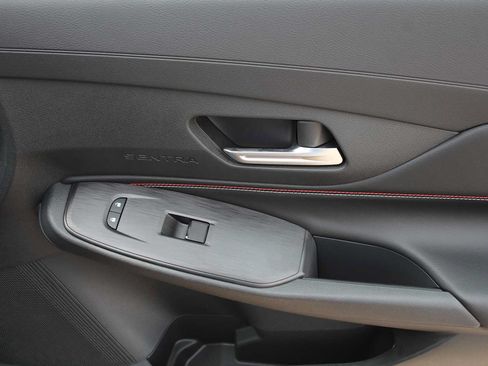 Used 2026 Nissan Sentra SR w/ Floor Mat Package FWD image 13