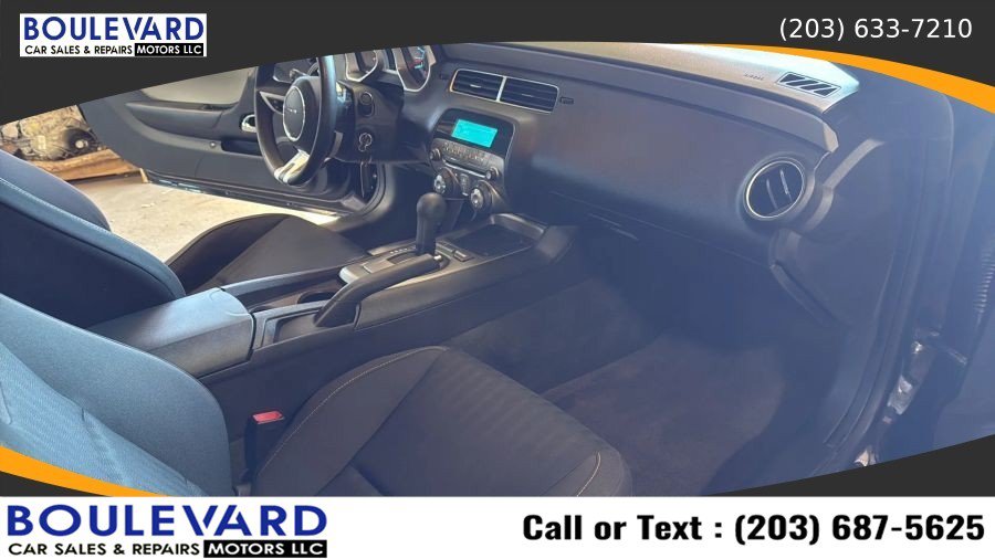 Used 2011 Chevrolet Camaro LS RWD image 29
