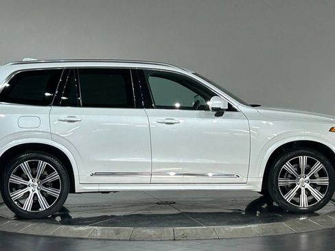 Used 2023 Volvo XC90 B6 Ultimate w/ Protection Package Premier AWD/4WD image 11