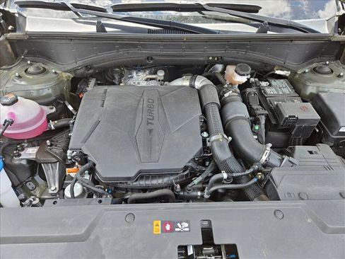 Used 2025 Hyundai Santa Fe SEL FWD image 21