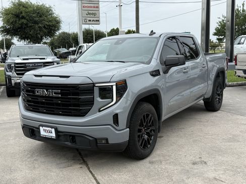 Used 2024 GMC Sierra 1500 Elevation RWD image 9