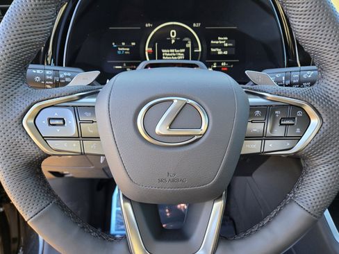 New 2026 Lexus TX 500h AWD image 12